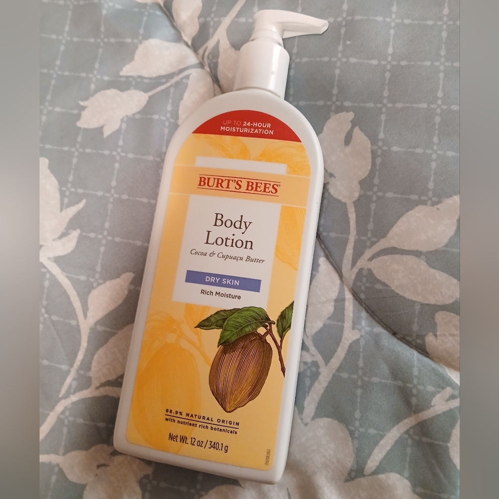 Burt's Bees Cocoa and Cupuacu Butter Lotion